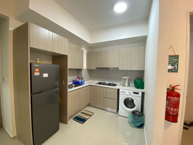 Gravit8, Klang untuk Untuk Disewa - RM 1,800 /bulan, Mac 2026 - Kitchen - PropertyGuru.com.my
