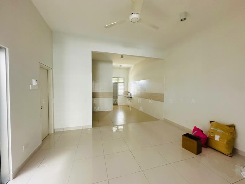 Terraced House for Rent in Alam Impian (Shah Alam) - Leslie Mark Sta Maria - Interior - PropertyGuru.com.my