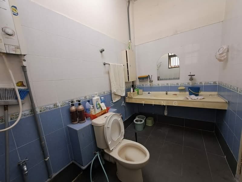 Taman OUG untuk Untuk Disewa - RM 3,000 /bulan, Mac 2026 - Bathroom - PropertyGuru.com.my