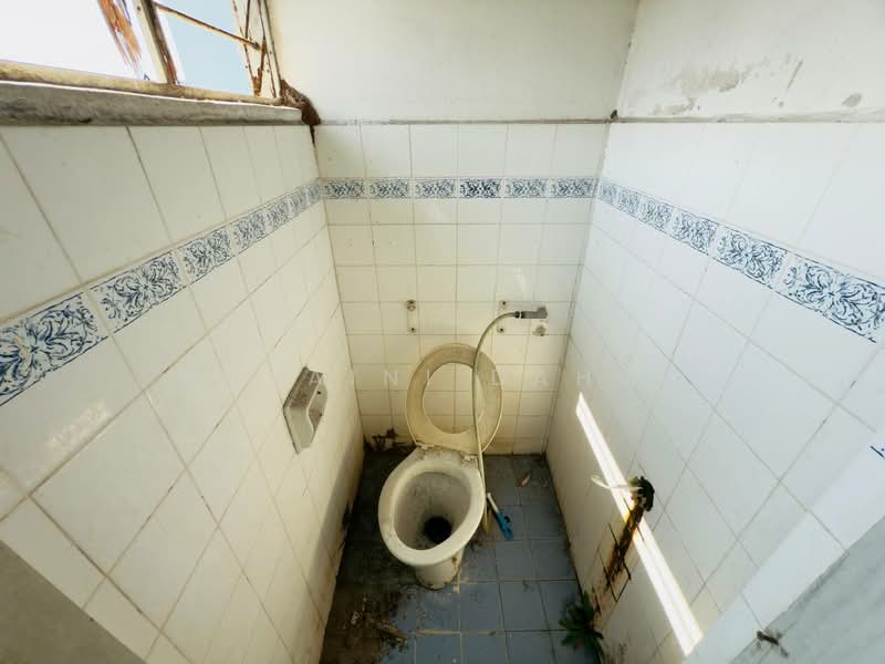 Pendekar untuk Untuk Dijual - RM 120,000, Mac 2026 - Bathroom - PropertyGuru.com.my