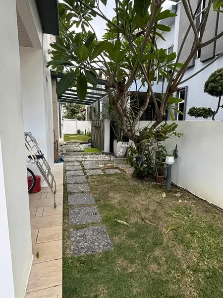 Rumah Kluster untuk Dijual di Setia Damai (Setia Alam) - Sharine Yeoh - Exterior - PropertyGuru.com.my