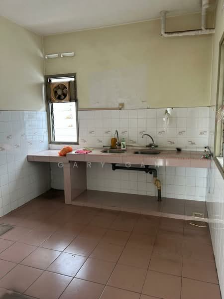 Apartment for Sale at Subang Perdana Goodyear Court 6 - Gary Gan - Kitchen - PropertyGuru.com.my