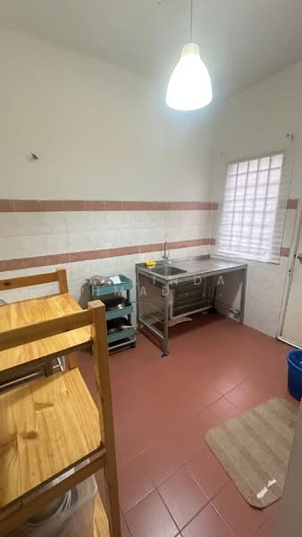 2-storey Terraced House for Sale in Taman Setia Impian (Kajang) - Haslinda Ahmad Razali - Kitchen - PropertyGuru.com.my