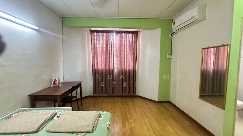 2-storey Terraced House for Sale in Taman Setia Impian (Kajang) - Haslinda Ahmad Razali - Bedroom - PropertyGuru.com.my