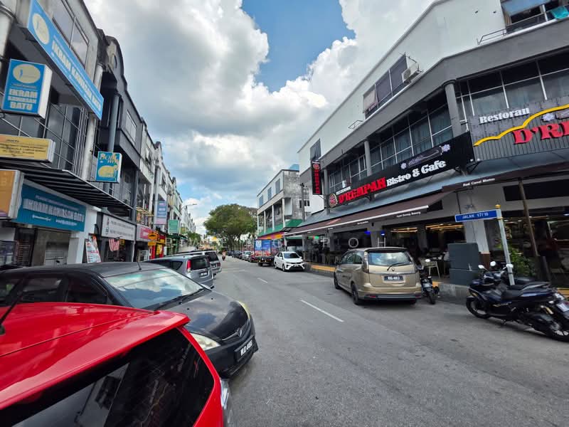 Shop for Rent in Batu Caves (Kuala Lumpur) - Eweng Poh - PropertyGuru.com.my