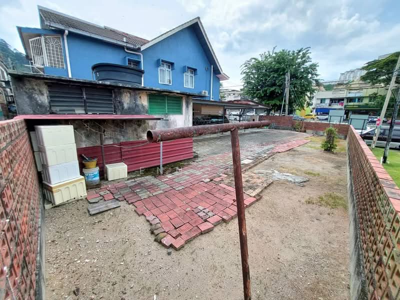 Taman Bukit Teratai untuk Untuk Dijual - RM 640,000, Mac 2026 - Exterior - PropertyGuru.com.my