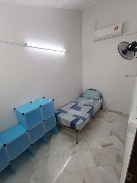 Taman Song Choon untuk Untuk Disewa - RM 1,100 /bulan, Mac 2026 - Bedroom - PropertyGuru.com.my