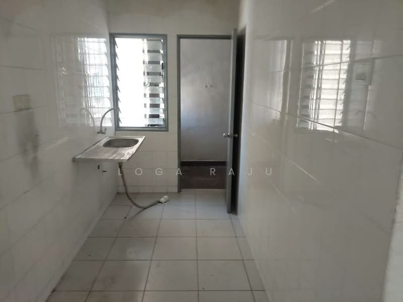Apartment for Sale at Pangsapuri Akasia (Bandar Botanic) - Loga Raju - Interior - PropertyGuru.com.my
