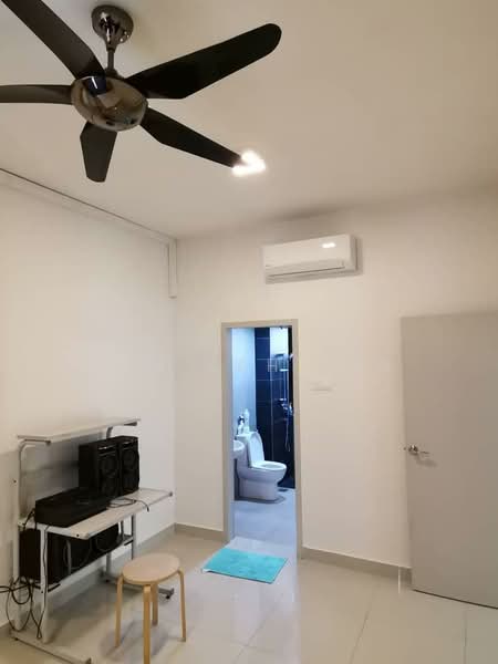 Gardens Ville untuk Untuk Disewa - RM 1,700 /bulan, Mac 2026 - Bathroom - PropertyGuru.com.my