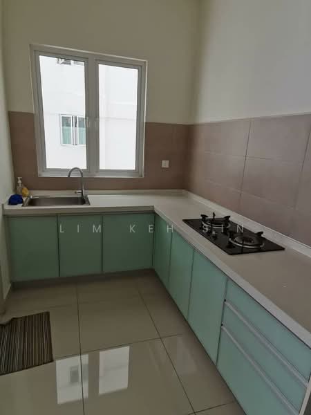 Gardens Ville untuk Untuk Disewa - RM 1,700 /bulan, Mac 2026 - Kitchen - PropertyGuru.com.my