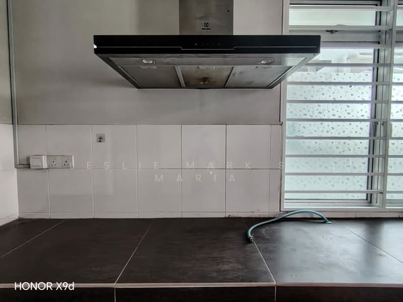 2-storey Terraced House for Rent in Kota Kemuning (Shah Alam) - Leslie Mark Sta Maria - Kitchen - PropertyGuru.com.my
