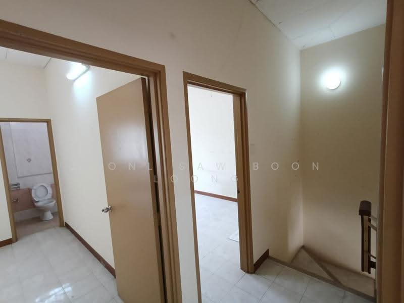 Terraced House for Sale in Sunway Tunas Jaya (Batu Maung) - Zhonl Saw Boon Loong - Bathroom - PropertyGuru.com.my