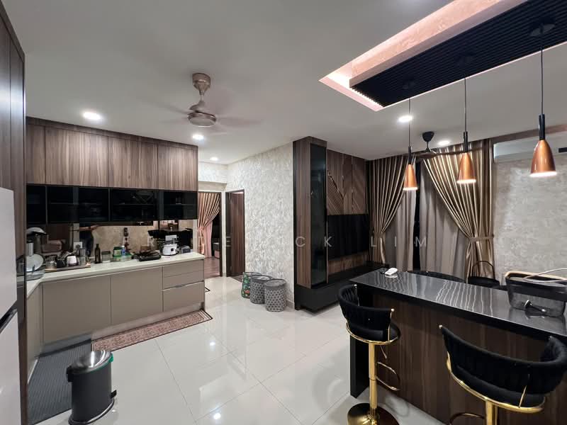 Service Residence for Sale at Henna Residence @ The Quartz WM - Frederick Lim - Kitchen - PropertyGuru.com.my