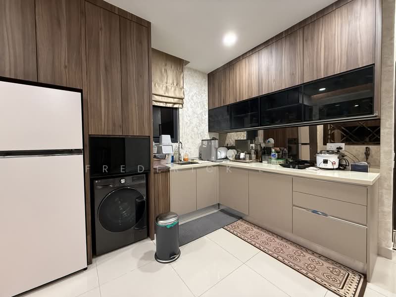 Service Residence for Sale at Henna Residence @ The Quartz WM - Frederick Lim - Kitchen - PropertyGuru.com.my