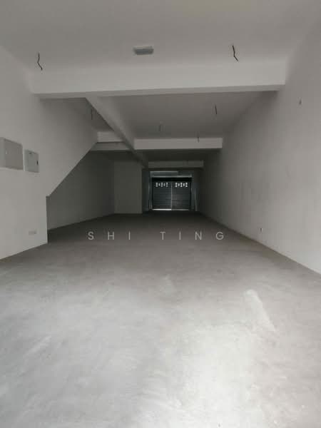 Shop for Sale in Taman Scientex Senai (Senai) - Shi Ting - Interior - PropertyGuru.com.my