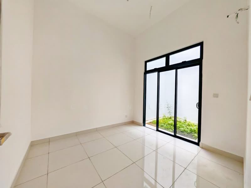 Cluster House for Sale in Taman Impian Emas (Skudai) - Calvin Lee - PropertyGuru.com.my