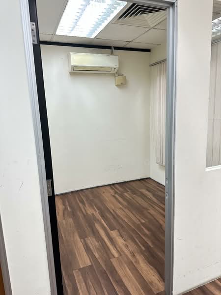 Amcorp Tower untuk Untuk Disewa - RM 12,000 /bulan, Mac 2026 - Interior - PropertyGuru.com.my