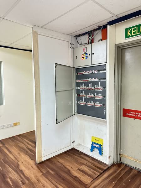 Amcorp Tower untuk Untuk Disewa - RM 12,000 /bulan, Mac 2026 - Interior - PropertyGuru.com.my