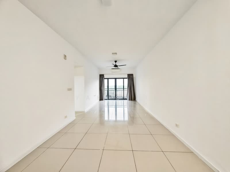 Suria Residence untuk Untuk Disewa - RM 2,200 /bulan, Mac 2026 - Living Room - PropertyGuru.com.my