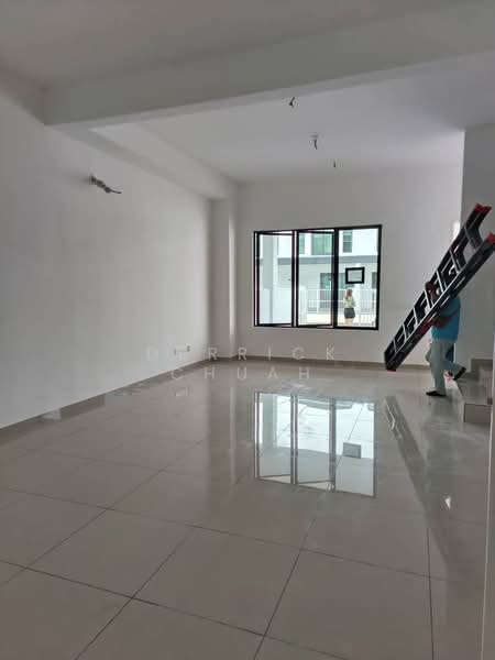 2-storey Terraced House for Sale in Kota Masai (Pasir Gudang) - Derrick Chuah - Living Room - PropertyGuru.com.my