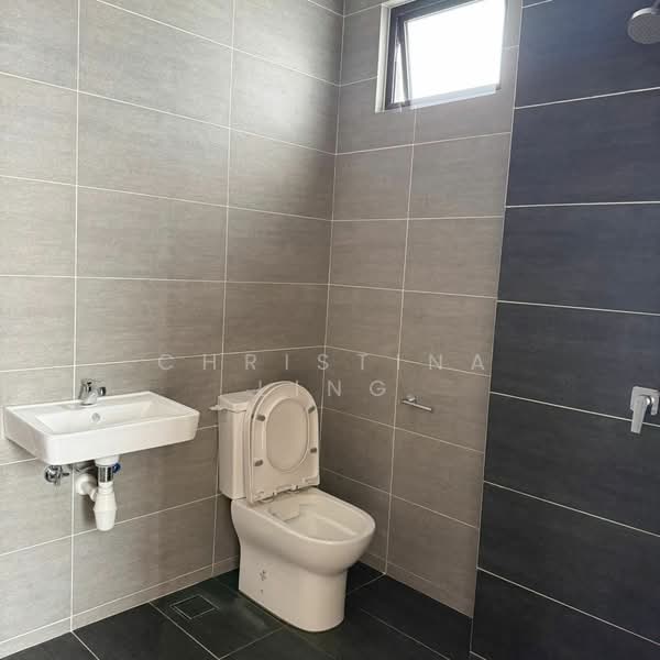 Double Storey Terrace House@Seri Austin Laman Permata For Rent untuk Untuk Disewa - RM 2,850 /bulan, Apr 2026 - Bathroom - PropertyGuru.com.my