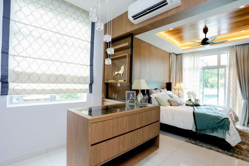 3-storey Terraced House for Sale in Puchong (Selangor) - Ivan Tan - Bedroom - PropertyGuru.com.my