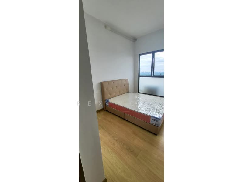 Condominium for Rent at Royal Strand @ Country Garden Danga Bay - Rex Yong - Bedroom - PropertyGuru.com.my