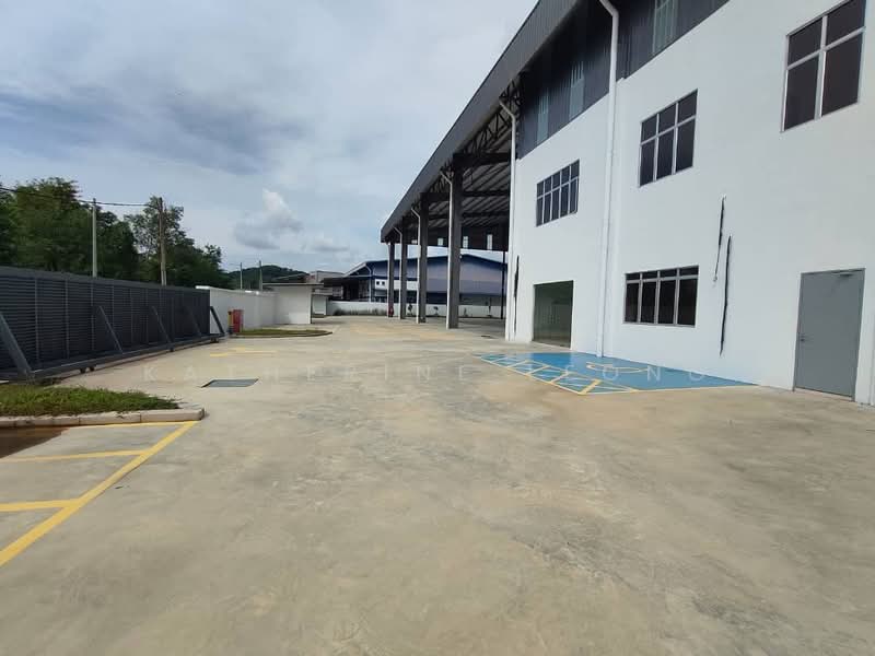 Warehouse for Rent in Serendah (Selangor) - Katherine Leong - Exterior - PropertyGuru.com.my