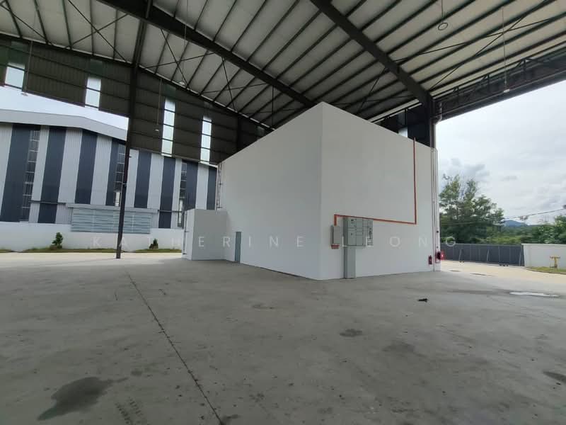 Warehouse for Rent in Serendah (Selangor) - Katherine Leong - Exterior - PropertyGuru.com.my