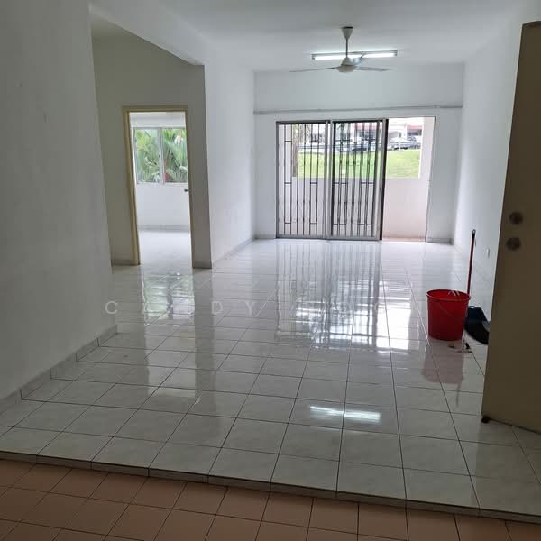 Apartment for Sale at Pangsapuri Sri Mekar - Candy Soon - Living Room - PropertyGuru.com.my