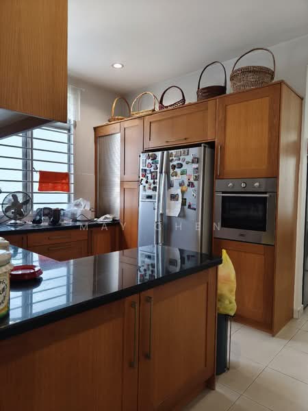 2-storey Terraced House for Sale in Ara Damansara (Selangor) - May Chen - Kitchen - PropertyGuru.com.my