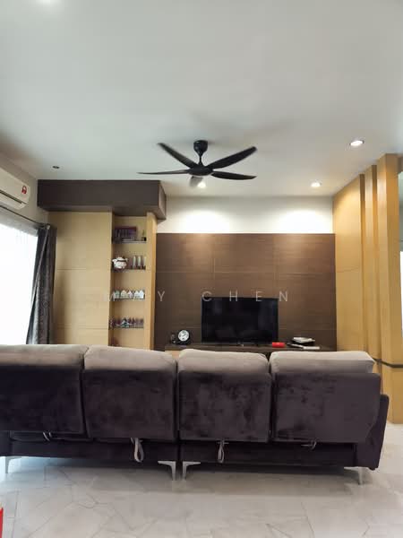 2-storey Terraced House for Sale in Ara Damansara (Selangor) - May Chen - Living Room - PropertyGuru.com.my