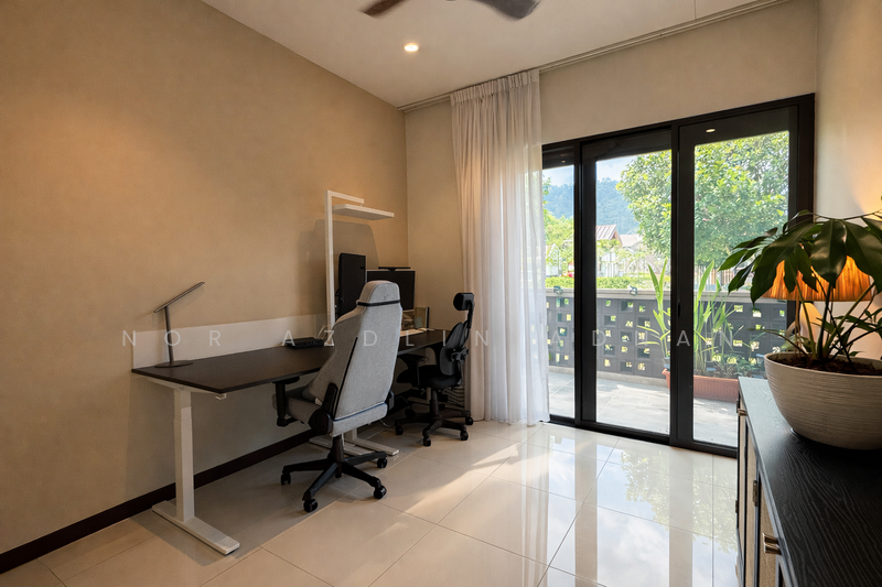 Bungalow for Sale in Rawang (Selangor) - Nor Azdlin Adnan - Study - PropertyGuru.com.my