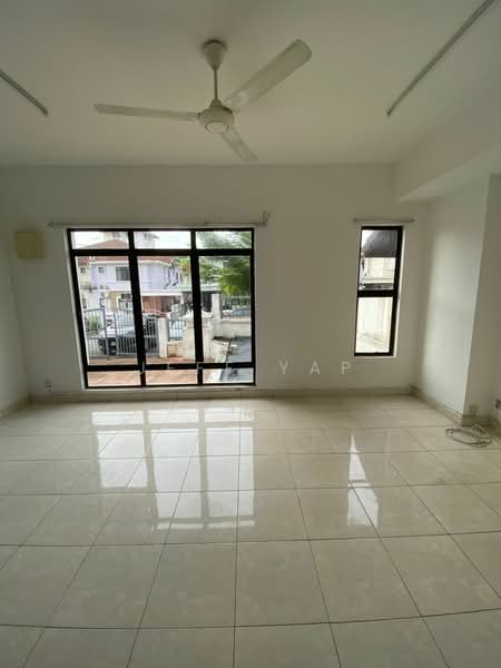 Service Residence for Sale at Taman Saujana Puchong - Jeff Yap - Living Room - PropertyGuru.com.my