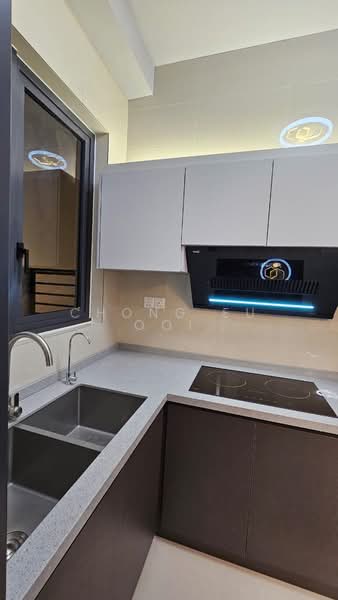 Sunway Velocity TWO untuk Untuk Dijual - RM 1,000,000, Mac 2026 - Kitchen - PropertyGuru.com.my