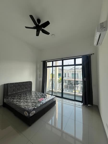 Eco Tropics untuk Untuk Disewa - RM 2,700 /bulan, Mac 2026 - Bedroom - PropertyGuru.com.my