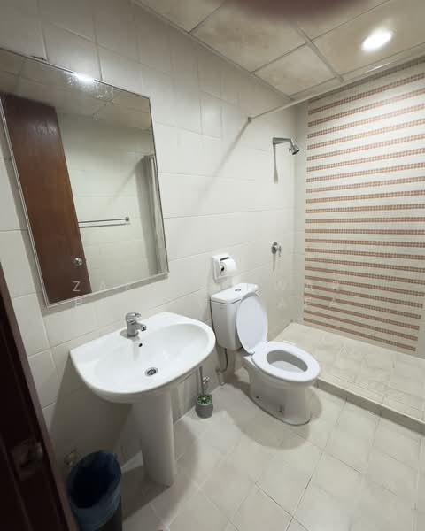 Servis Apartment untuk Disewa di Sri Acappella - Zakir Anwar Bin Mustafa - Bathroom - PropertyGuru.com.my