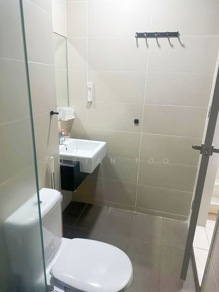 Condominium for Rent at Tropicana Bay Residences - Adrian Foo - Bathroom - PropertyGuru.com.my