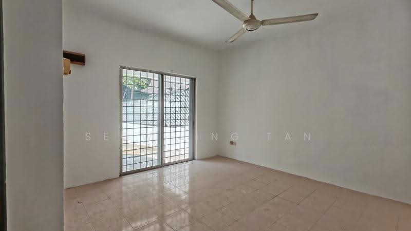 Rumah Teres 2-Tingkat untuk Dijual di Bandar Putra Permai (Seri Kembangan) - Elise Tan - PropertyGuru.com.my