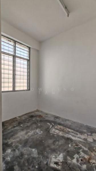 Rumah Teres 2-Tingkat untuk Dijual di Bandar Putra Permai (Seri Kembangan) - Elise Tan - PropertyGuru.com.my