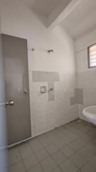 Rumah Teres 2-Tingkat untuk Dijual di Bandar Putra Permai (Seri Kembangan) - Elise Tan - PropertyGuru.com.my