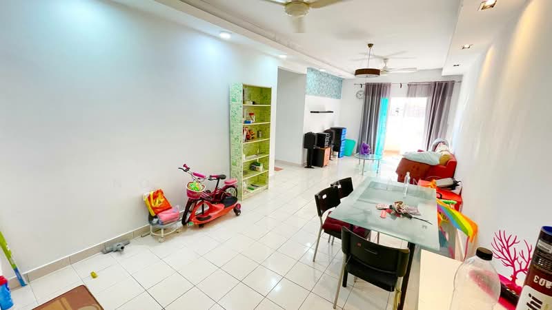Apartment for Sale at Astaka Heights Apartments - Noraini Dahan - Living Room - PropertyGuru.com.my