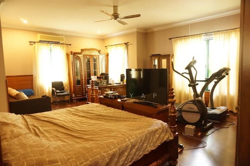 Bungalow for Rent in Country Heights (Kajang) - Eva Yap - Bedroom - PropertyGuru.com.my