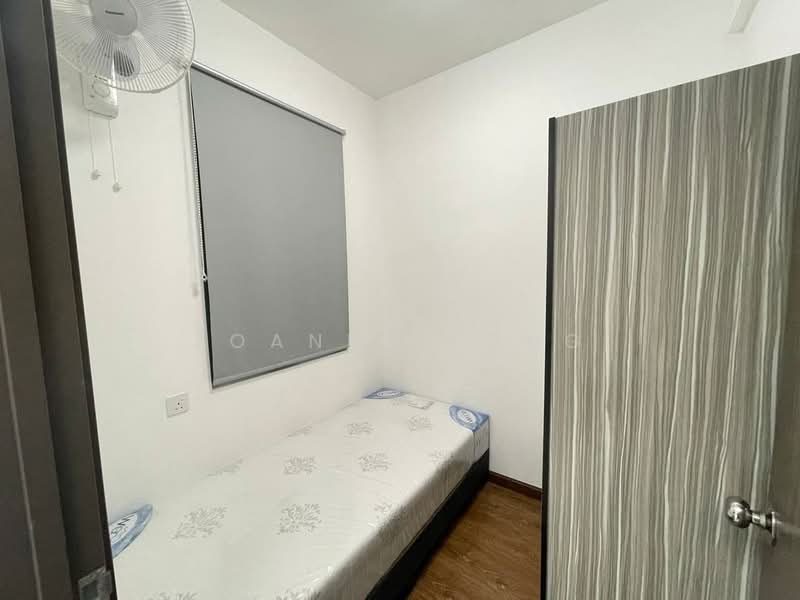 Service Residence for Sale at Country Garden Central Park - JOANNE YONG - Bedroom - PropertyGuru.com.my