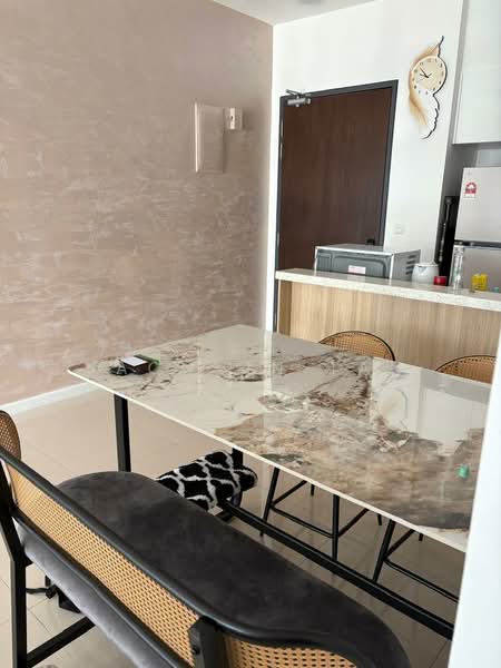 Servis Apartment untuk Dijual di Sunway Belfield - Jacquin Tan - Dining Room - PropertyGuru.com.my
