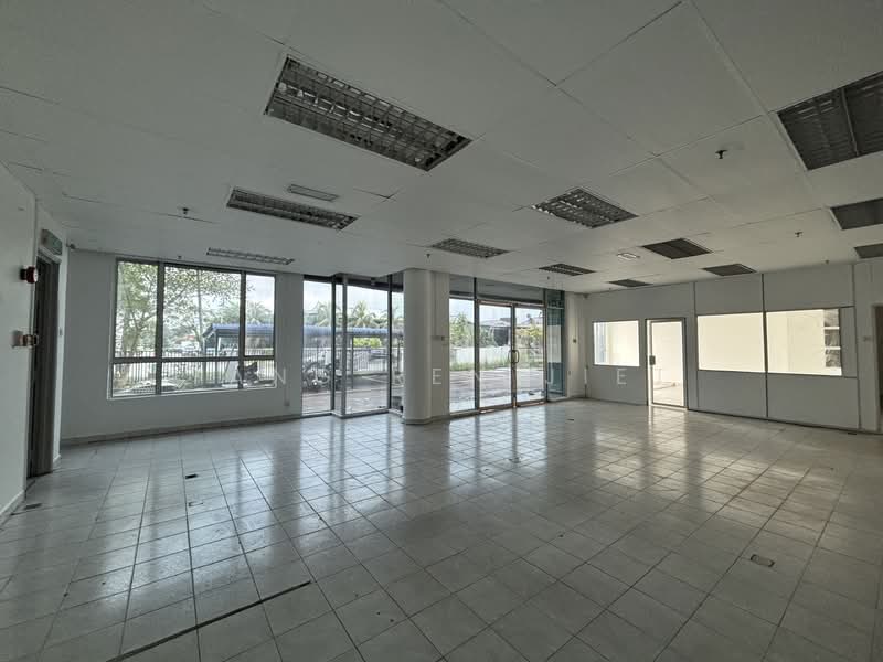 Warehouse for Rent in Seksyen 27 (Shah Alam) - Yang Ren Jiet - Interior - PropertyGuru.com.my