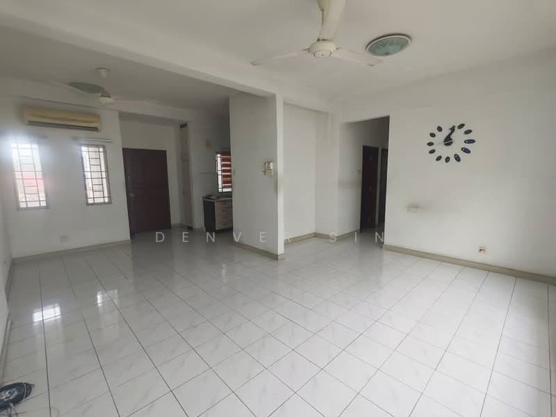 Untuk Dijual - Segar Courts