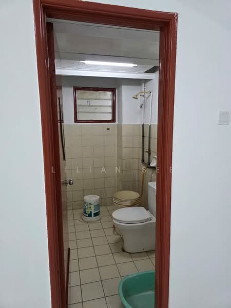 Flat for Sale at Sukma Shop - Lilian See - Bathroom - PropertyGuru.com.my