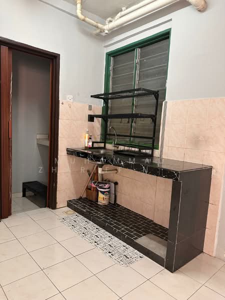 Apartment for Rent at Vista Pinggiran Apartment - Muhammad Zhariff Nasharudin - Kitchen - PropertyGuru.com.my