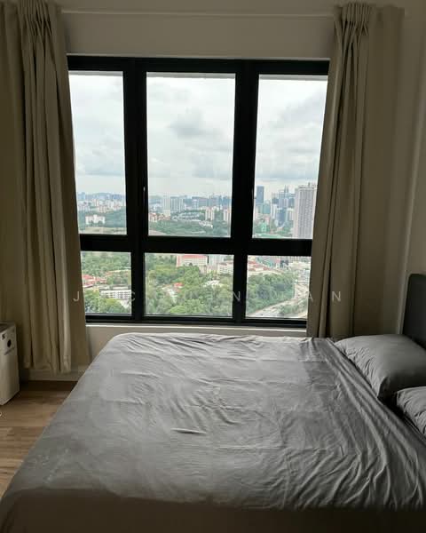 Servis Apartment untuk Dijual di Sunway Belfield - Jacquin Tan - Bedroom - PropertyGuru.com.my